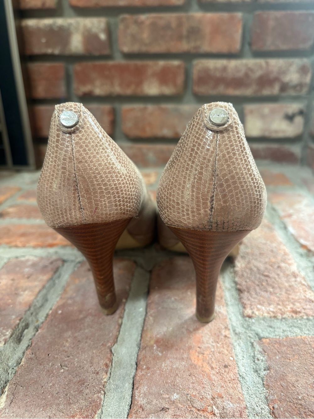⭐️ Calvin Klein Taupe Peep-Toe Heels with Subtle Lizard Texture - Picture 3 of 4